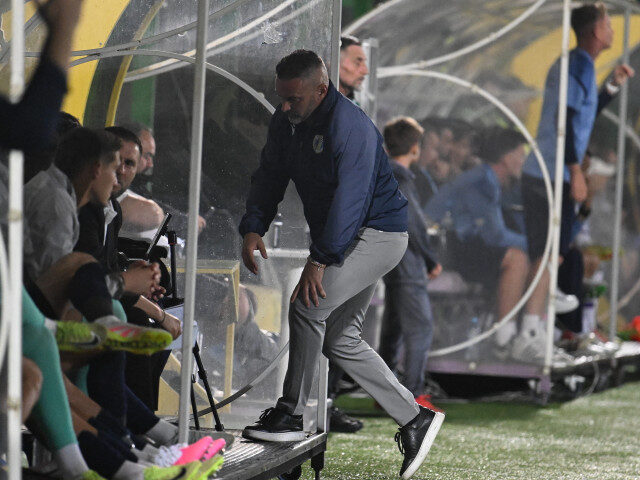 Explozie la Petrolul: antrenorul își asumă vina pentru 0-1