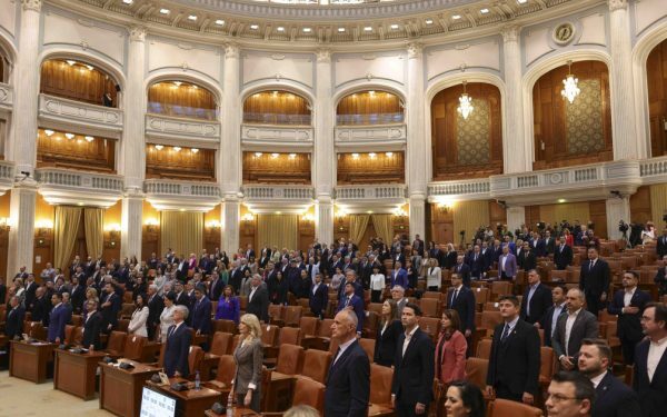 Parlament în sesiune blitz pentru PNRR. Legs pînă vineri