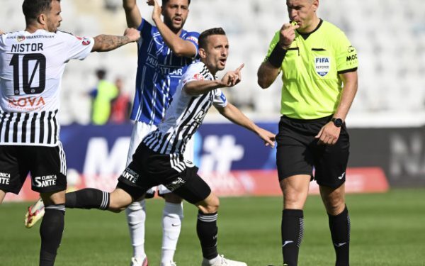 U Cluj i-a stricat debutul lui Sabău la Farul: 2-1