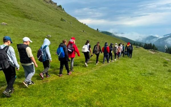 Profesoară fulgerată în Bucegi, elevi salvați de cioban