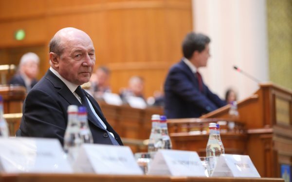 Băsescu atacă deciziile lui Nicușor Dan: Ce prevede Constituția