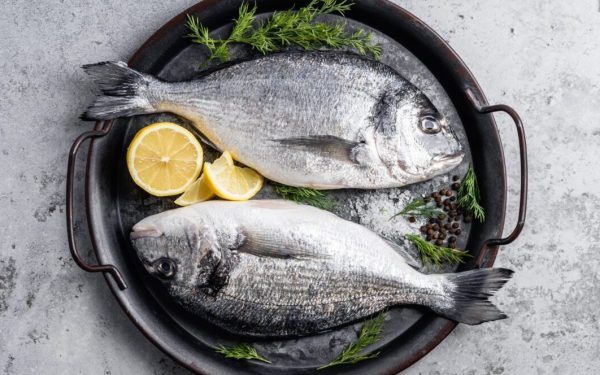 Pește bogat în Omega 3: Cele mai bune alegeri sănătoase