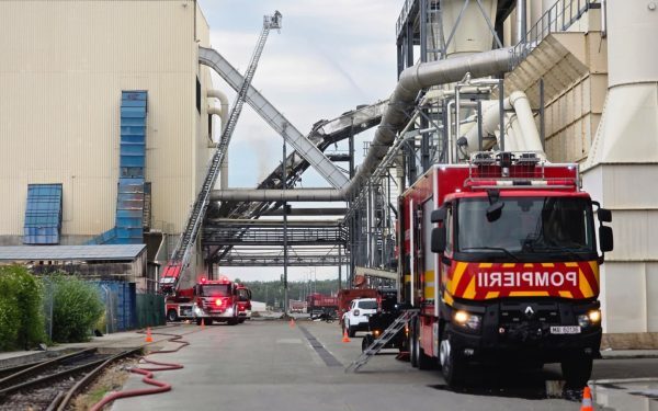 Explozie la o fabrică din Brașov. Incidentul s-a complicat