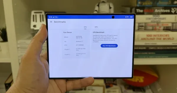 Samsung Fold8: Pliabil subțire, răcire inovatoare confirmate