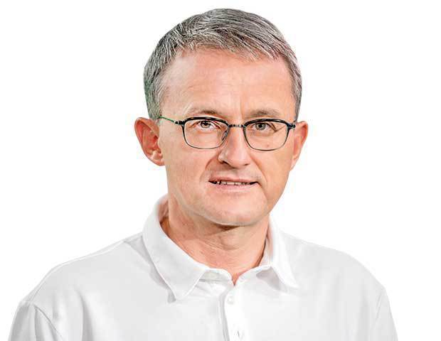 Bursa București: Rentierii, contra tinerilor investitori. Pariuri noi pe scădere