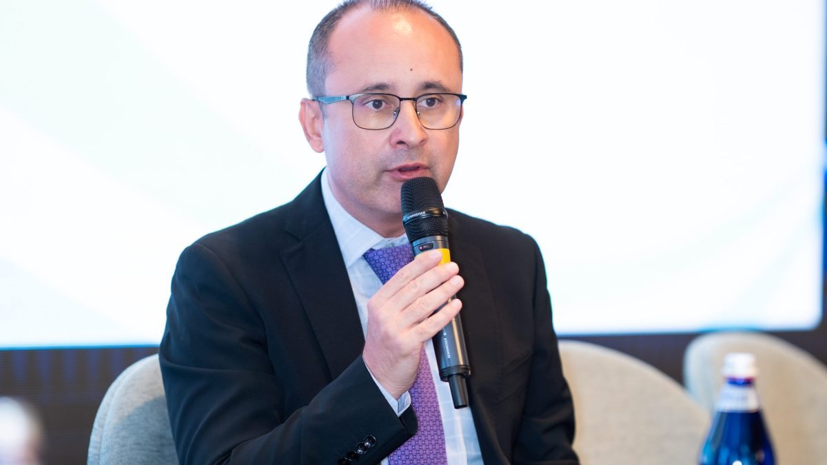Bușoi: Limitările de consum nu afectează populația