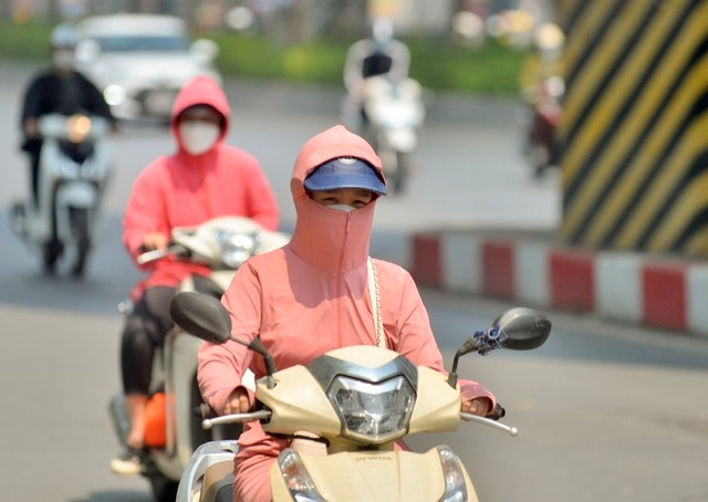Nord-Vietnam: Soare, apoi furtuni nocturne
