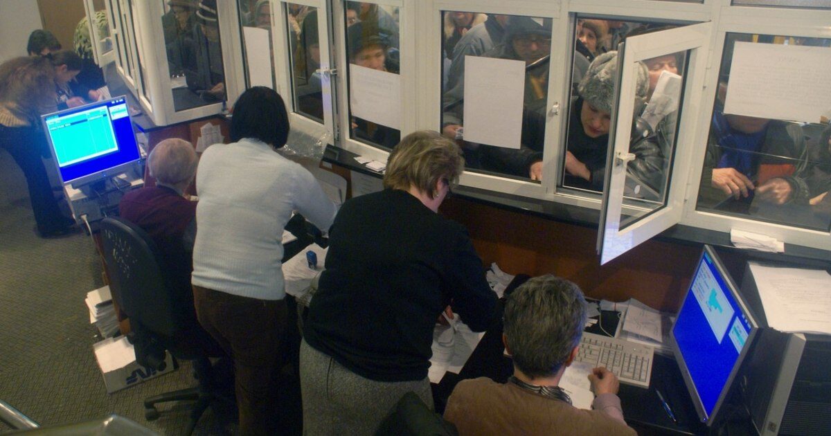 Revoluție în primării: posturi eliminate, se creează noi șefi