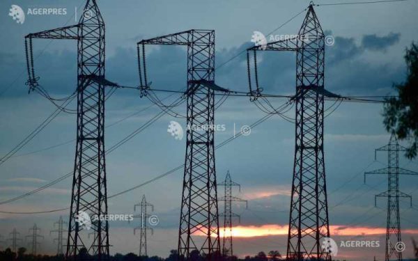 TRANSELECTRICA: Valori eronate la electricitate. Probleme tehnice de marți