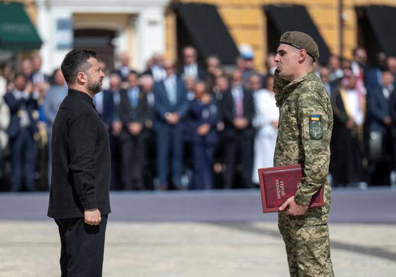Zelenski, pe front: Președintele Ucrainei, la trupele de luptă