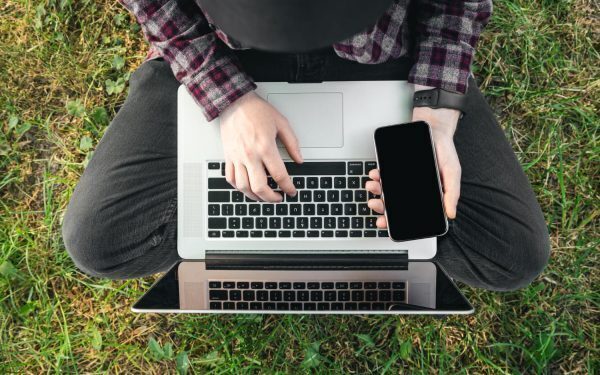 Laptop la telefon: E sigur să faci acest schimb USB-C