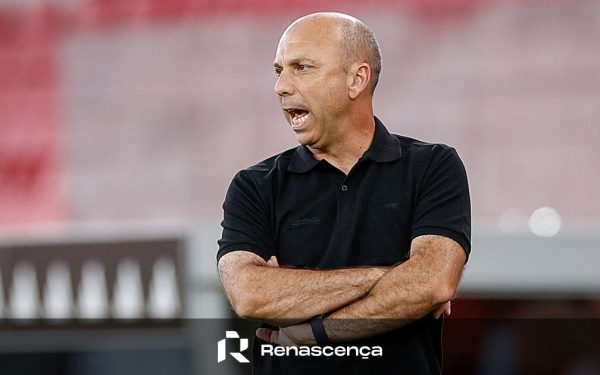 Pinheiro: Cu fani, am fi marcat 3-4 goluri în prima repriză