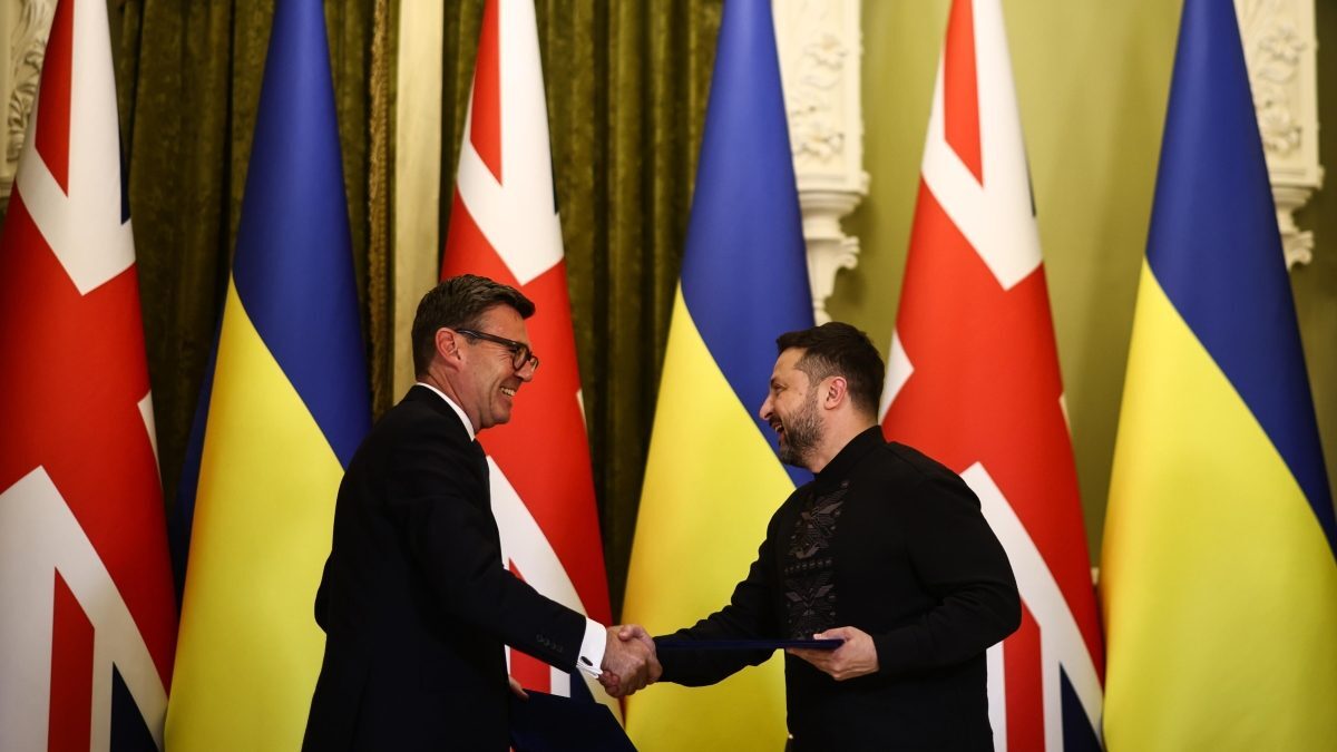 Londra se teme de un atac rus: pregătiri de război