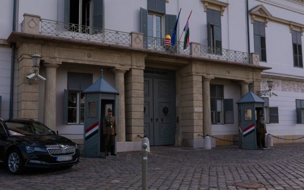 Șaizeci de mii au votat; Află cine a câștigat președinția