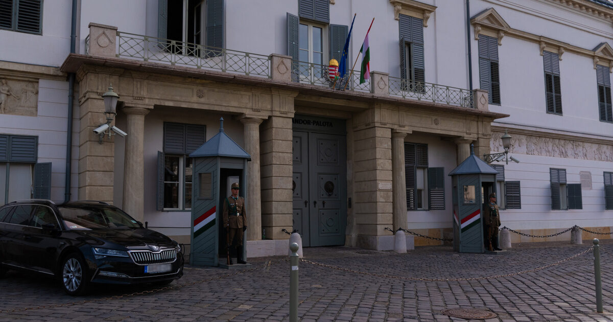 Șaizeci de mii au votat; Află cine a câștigat președinția