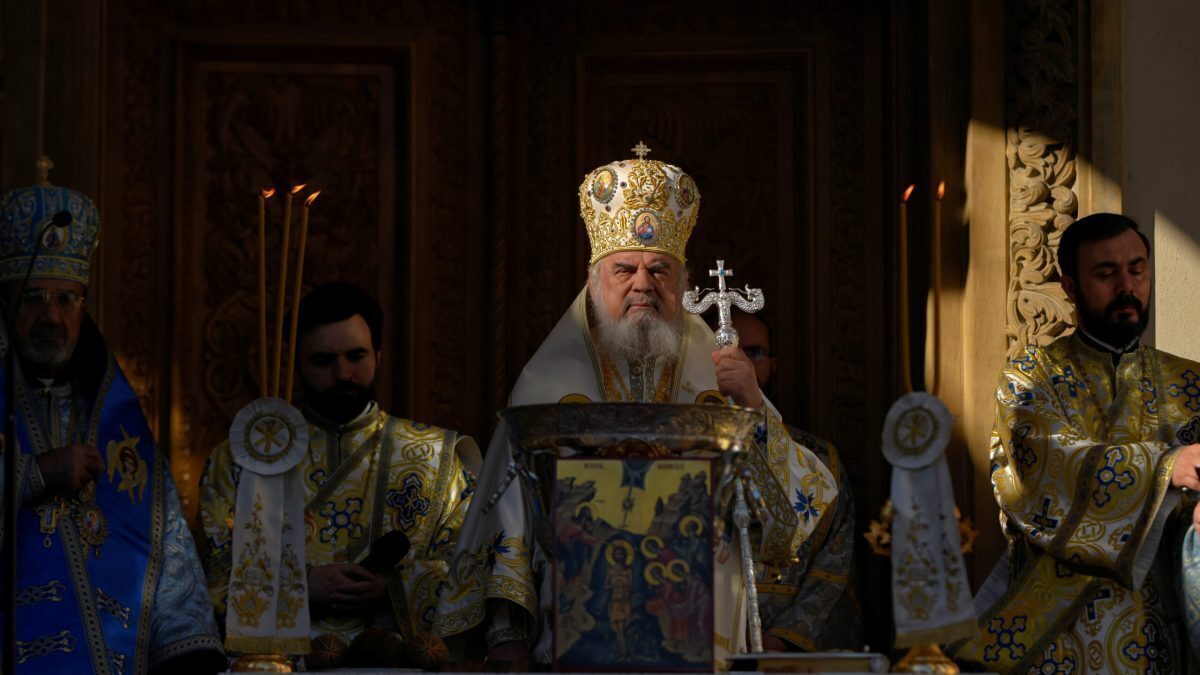 Patriarhul Daniel: Religia în școli, esențială pentru suflet