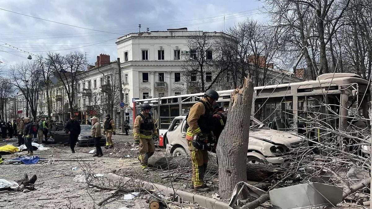 Rusia a atacat Sumî: 5 răniți în bombardament