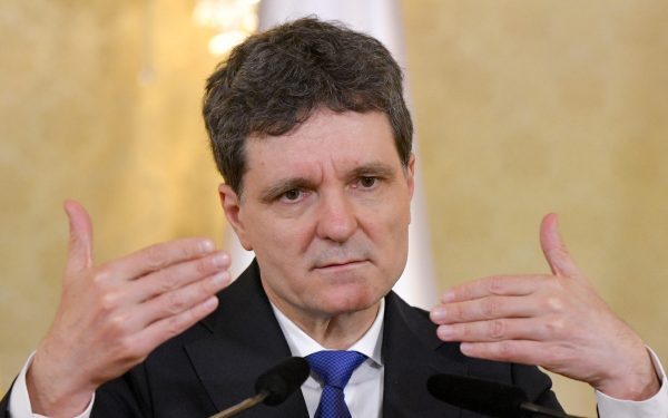 Nicușor Dan, noi speranțe la euro: Acord politic pe linie
