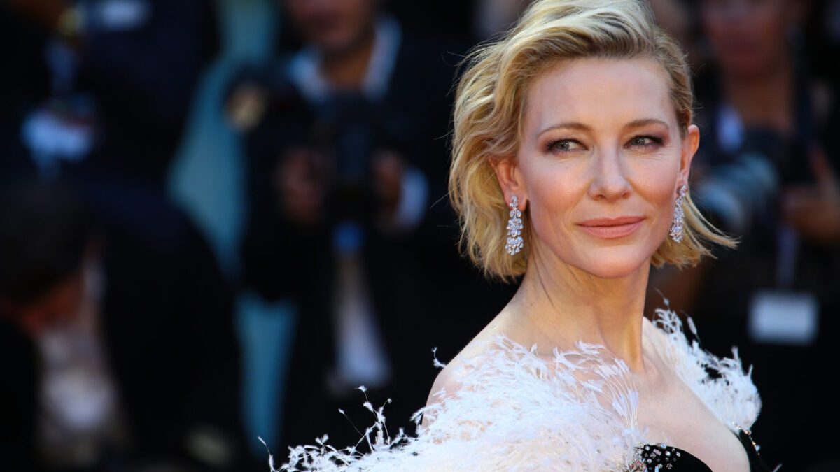 Blanchett: Diva de la Hollywood, gospodină la 5 dimineața