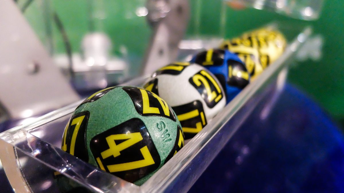 LOTO: Numere câștigătoare joi la 6/49, Joker, 5/40 și alte jocuri