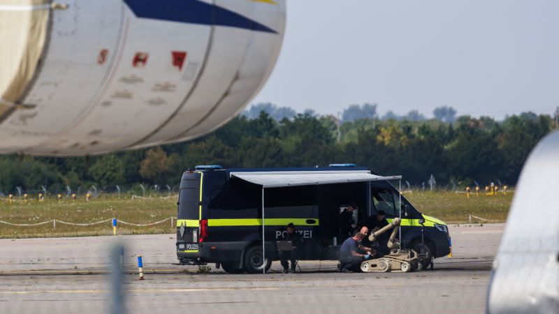 Germania, amenințată de drone explozive la aeroport