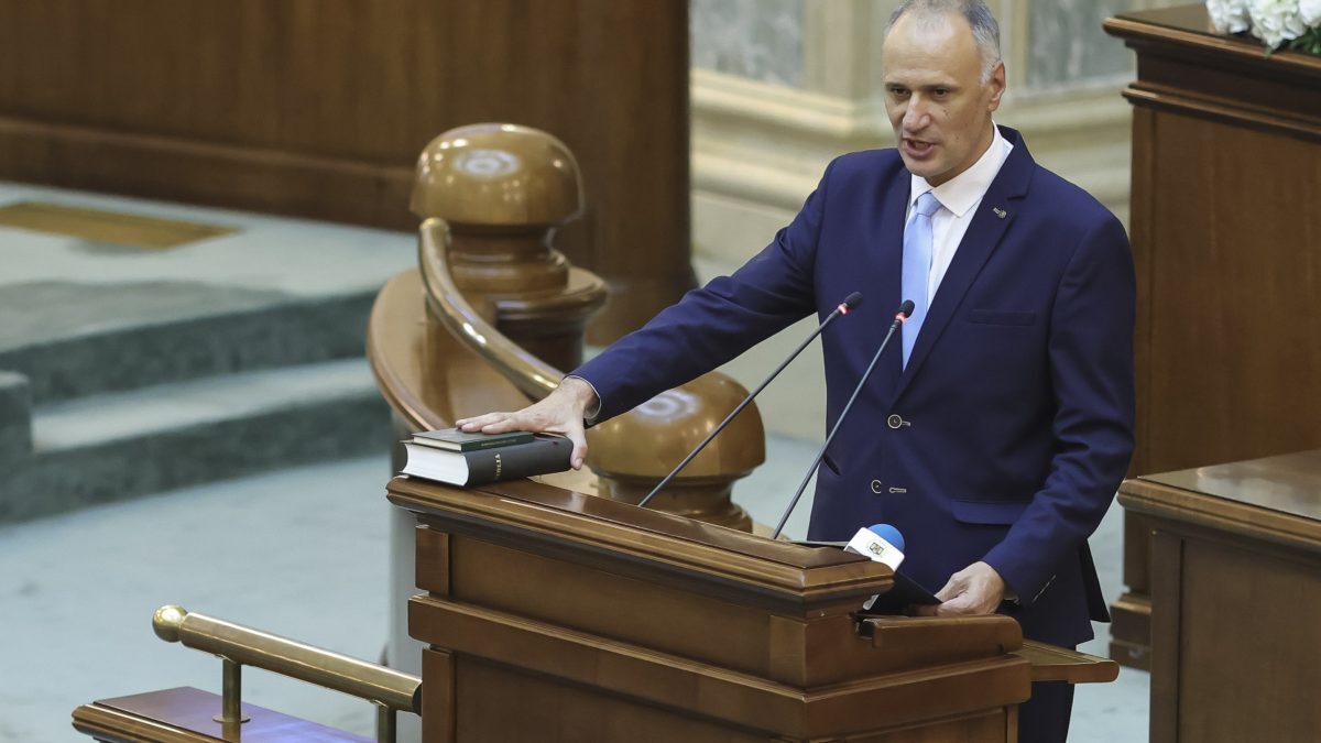 USR atacă Legea ANI la CCR, acuză PSD și AUR de stalinism