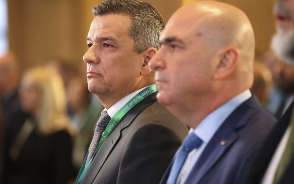 Bolojan îl acuză pe Grindeanu: Proiect Dunărea, blocat 4 ani la Transporturi