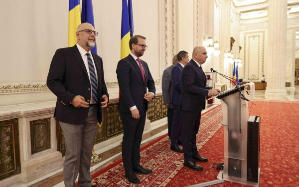 Grindeanu, Bolojan, Fritz, Kelemen și Nicușor Dan discută salarizarea bugetarilor