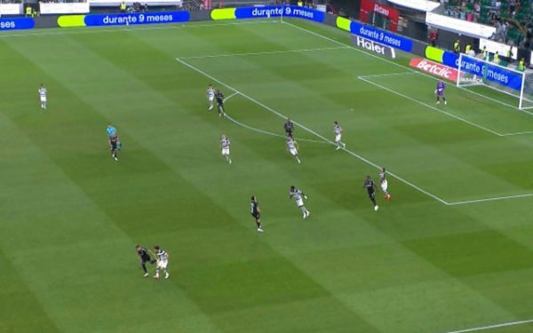 Sporting - Guimaraes 2-0. Leii s-au desprins clar pe tabelă