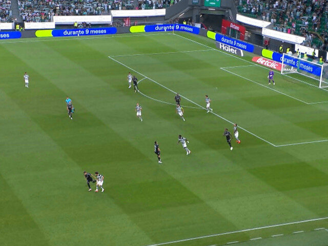 Sporting - Guimaraes 2-0. Leii s-au desprins clar pe tabelă