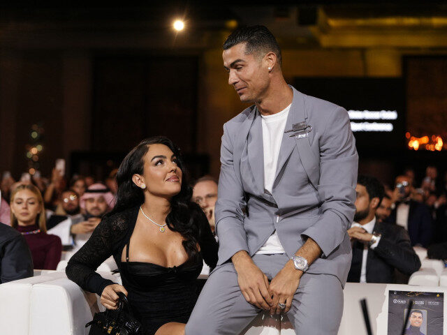 Ronaldo, emoționat la nunta cu Georgina: O mulțime de fani la biserică