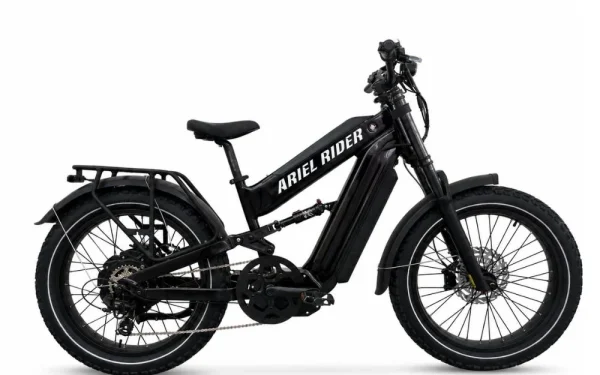Bicicleta electrică ce rupe recordurile: 100 km/h și 200 km autonomie