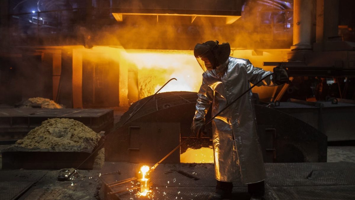 România, aurul nichelului: Mașină electrică proprie, start 2028