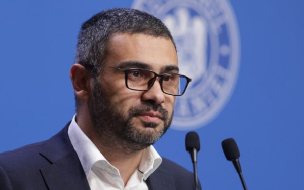 Manole, apel la Muncă, Sănătate, Educație: Acord pentru noua Lege a Salarizării