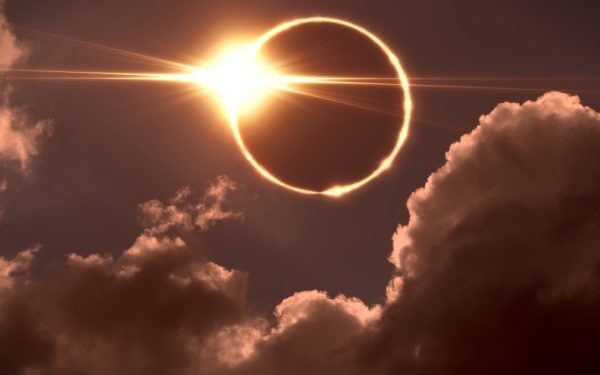 Eclipsa din august: Când și unde o vezi cel mai bine în România