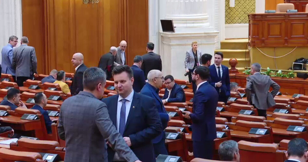 Deputații au blocat fondul pentru salarii restante