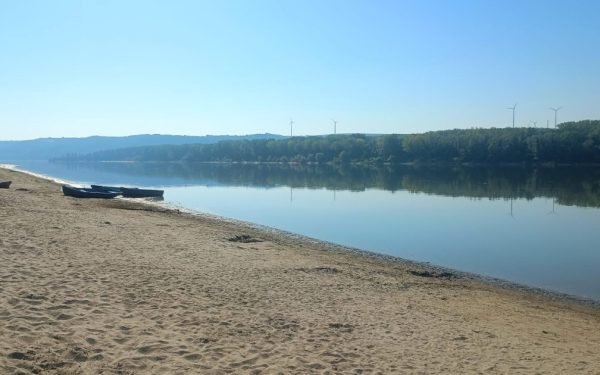 Dunărea stagnează la 1.400 m³/s: Apele Române anunță când vine creșterea nivelului