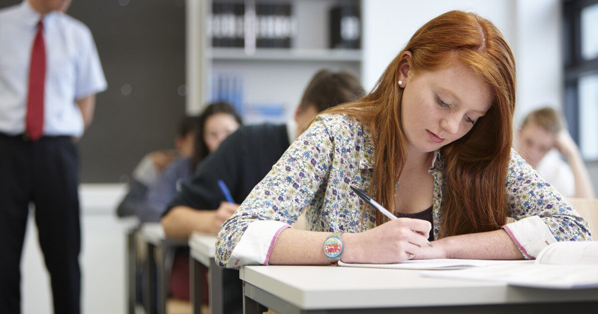 Bac 2026 Română: S-a terminat proba. Ce teste au dat elevii