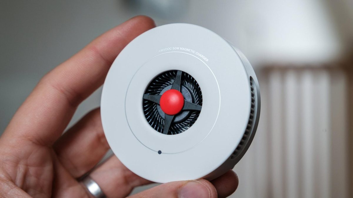 OnePlus pleacă, OPPO își ia adio cu cadouri