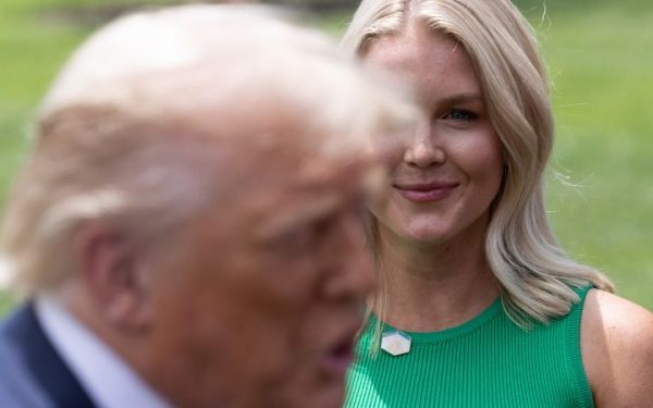 Trump: Karoline Leavitt, o provocare greu de depășit