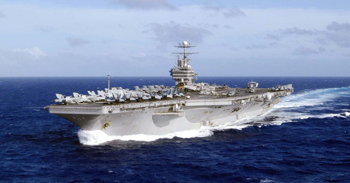 USS Abraham Lincoln în criză: Marinari, gata să sară peste bord