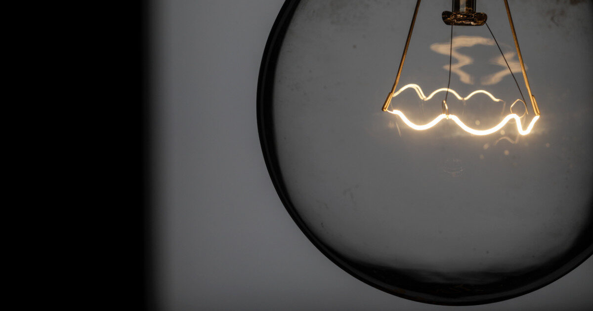Românii cu baterii, eroii rețelei: energie cât Cernavodă
