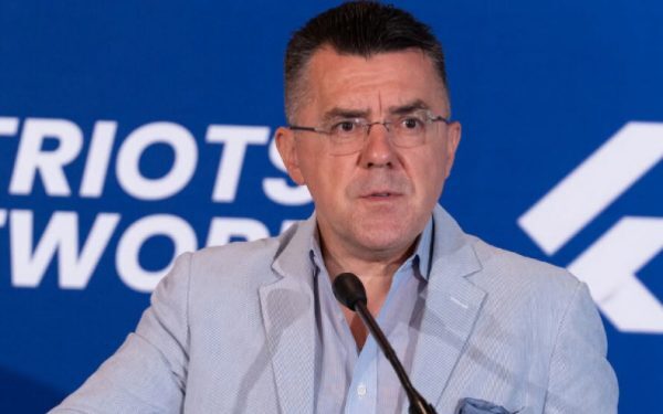 AUR, jenat de parteneriatul civil. Dungaciu: "O idee"
