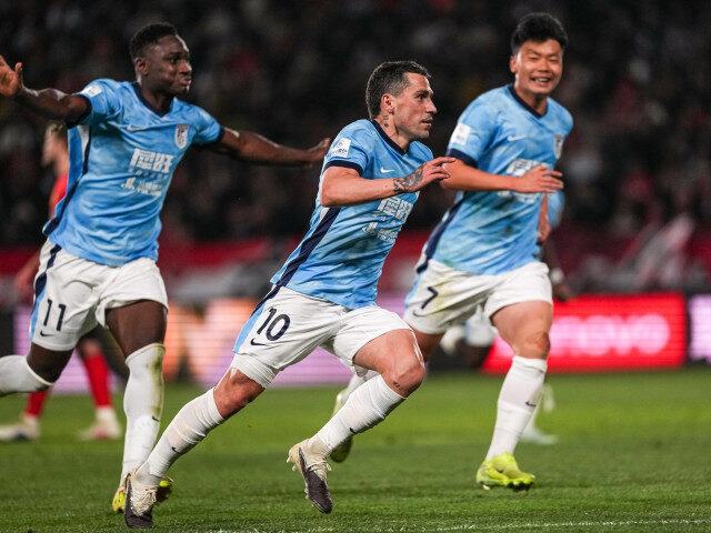 Stanciu, erou în China! Gol de Champions League pentru român