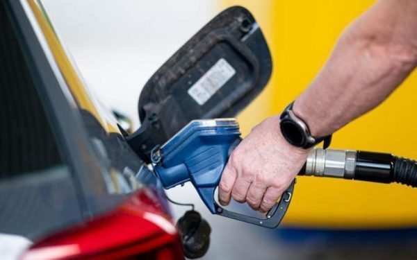 Motorina mai ieftină: Acciză redusă cu 20% în august