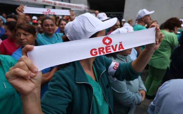 Greva SANITAS suspendată: Dăm șansă politicului la legea salarizării
