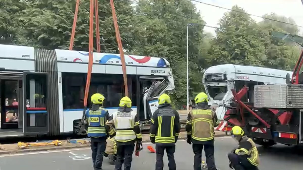 Gelsenkirchen: Coliziune de tramvaie, 25 de răniți, 10 grav