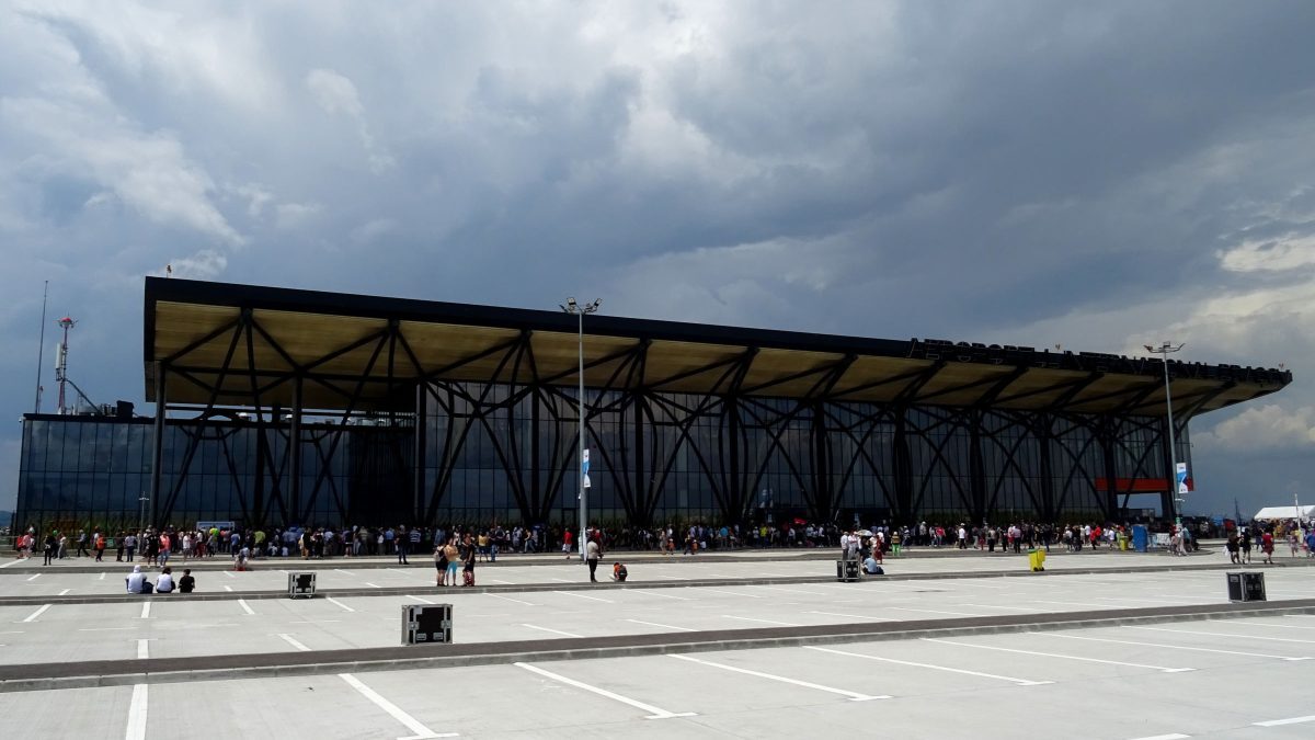Aeroport nou, un milion de pasageri în România