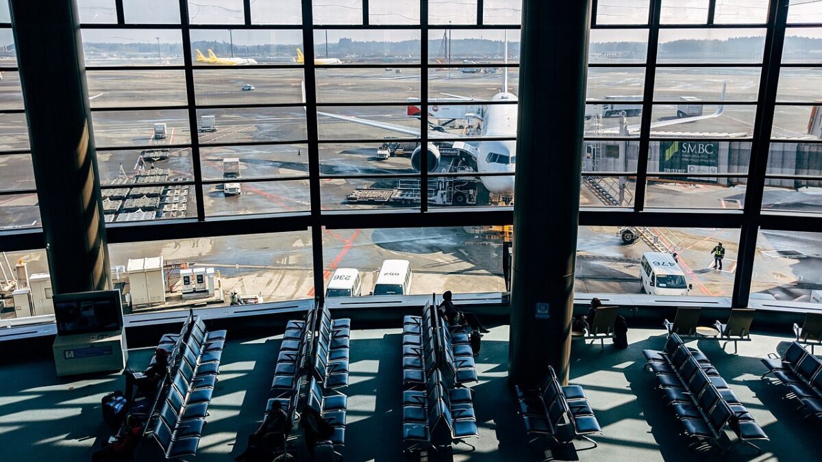 Catania, blocat de Etna: Aeroportul închis până sâmbătă