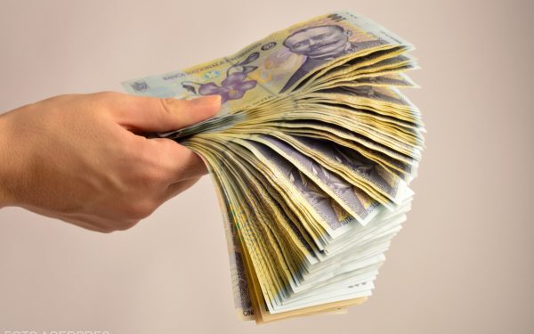 ROMATSA: Pensie de 532.000 euro pentru un angajat